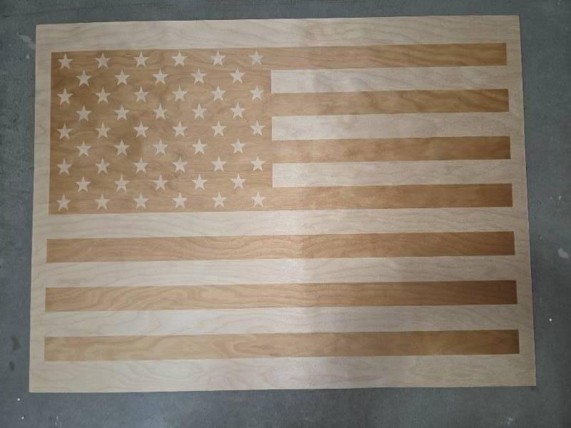 lot 206 image: Wood American Flag Decoration