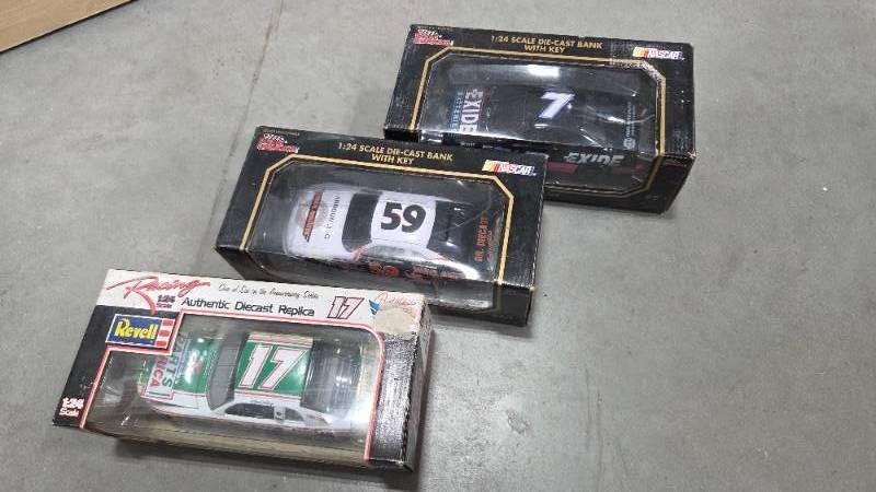 lot 217 image: Lot of 3 Nascar Die Cast Cars