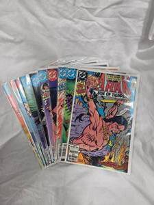 lot 291 image: Lot of 10 Vintage Comics