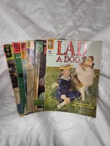 lot 308 image: Lot of 6 Vintage Comics