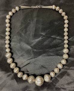 lot 2 image: Hand Tooled Vintage Navajo Sterling Silver Necklace