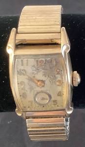 lot 67 image: Vintage Hamilton Mens Wristwatch 10KT Gold Filled with JB Champion watch Band