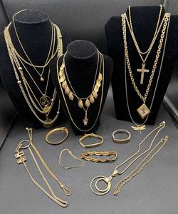 lot 73 image: Collection of Gold Toned Jewelry - Necklaces and Bracelets