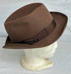lot 99 image: Adam Executive Vintage Mens Hat - 7 14