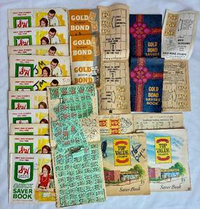 lot 126 image: Colllection of S & H Green Stamps, Gold Bond Stamps and Top Value Stamps with Booklets