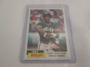 lot 76 image: 1984 Topps Rickey Henderson Highlig...
