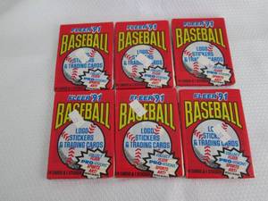 lot 88 image: 6- 1991 Fleer Baseball Packs...