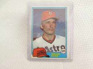 lot 89 image: 1980 Topps Nolan Ryan Card...