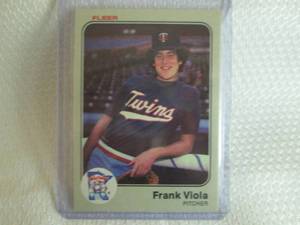 lot 222 image: 1983 Fleer Frank Viola Rookie Card...