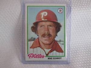 lot 247 image: 1978 Topps Mike Schmidt Card...