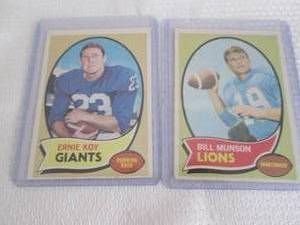 lot 260 image: 1970 Topps Bill Munson & Ernie Koy ...
