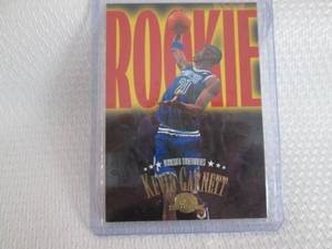 lot 266 image: 1996 Skybox Kevin Garnett Rookie Ca...