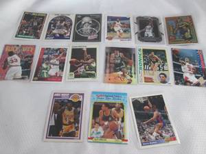 lot 314 image: Hall Of Fame Basketball Cards...