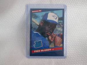 lot 320 image: 1986 Donruss Fred McGriff Rookie Ca...