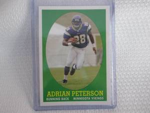 lot 322 image: 2007 Topps Adrian Peterson Rookie C...