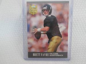 lot 376 image: 1991 Ultra Brett Favre Rookie Card...