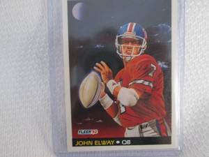 lot 410 image: 1992 Fleer John Elway Pro Vision Ca...