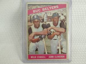 lot 440 image: 1966 Topps Stargell & Clendenon Car...