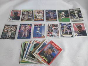 lot 448 image: Assored Barry Bonds Cards...