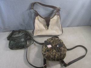 lot 28 image: (BSB) Anne Klein Purse abd 2 Other ...
