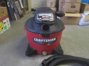 lot 40 image: (RMC) Craftsman 16 Gallon WetDry V...