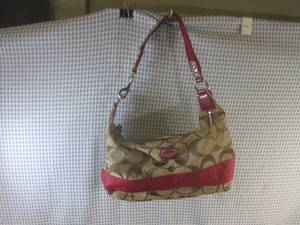 lot 44 image: (H-2) Coach Purse...
