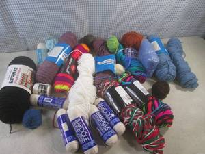 lot 83 image: (EW2) Assortment of Yarn...
