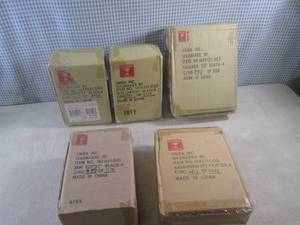 lot 102 image: (EC1) 26 (5 Boxes) New Picture Fram...