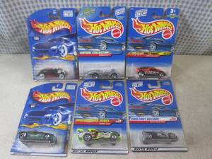lot 137 image: (EC1) Assorted Hot Wheels in Packag...