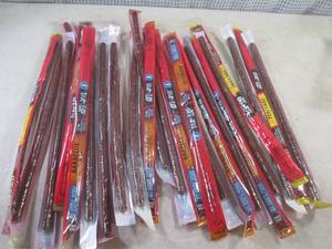 lot 200 image: (B-1) 24 Jack Links Snack Sticks Pa...