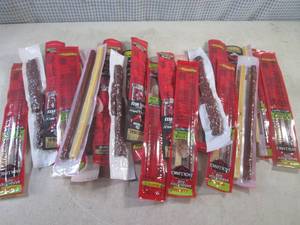 lot 201 image: (B-1) 24 Jack Links Snack Sticks Pa...