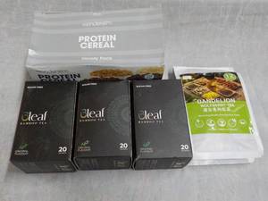 lot 18 image: 3 Leaf Bambo Tea, Dandelion Wolfber...