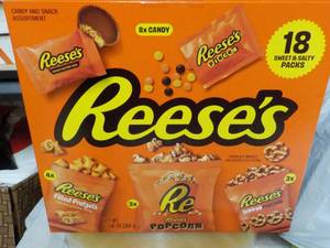 lot 49 image: Reeses 18 pack Variety...