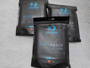 lot 78 image: Agile Now 3 Knee Braces size M...