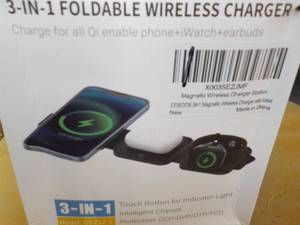 lot 86 image: 3 in 1 Foldable Wireless Charger...