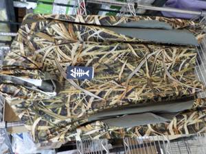 lot 101 image: Bass Dash size XL Hooded Camo Long ...
