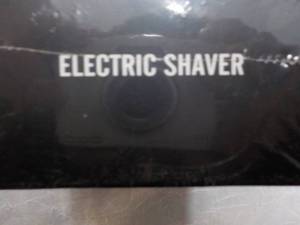 lot 115 image: Electric Shaver...