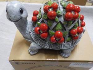 lot 137 image: Solar Turtle Stature 8 x 5 x 4...