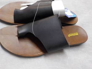 lot 184 image: Aero Soft size 40 size9 Sandals...