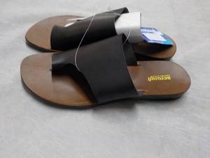 lot 185 image: Aero Soft size 40 size9 Sandals...