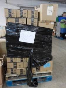 lot 220 image: Pallet of New Overstock...