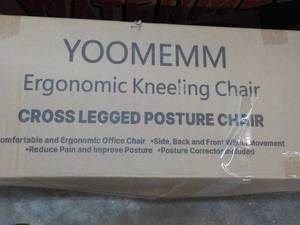 lot 224 image: Yoomemm Ergonomi Kneeling Chair...