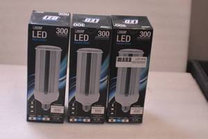 lot 14 image: High Lumen LED Light bulb