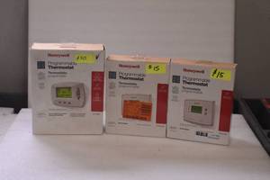 lot 23 image: Honeywell Thermostats.