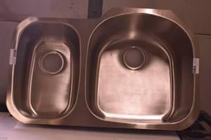 lot 35 image: Kitchen Sink