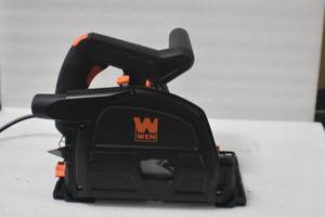 lot 42 image: WEN CT1065 10-Amp 6.5-Inch Plunge Cut Sidewinder Circular Track Saw