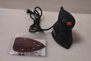 lot 77 image: WEN 6301 Electric Detailing Palm Sander