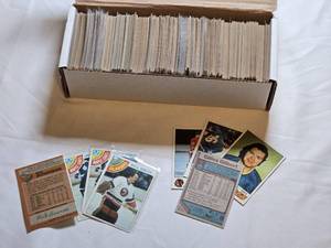 lot 57 image: Box of Hockey Cards Featuring 1977, 1978 Topps and Others