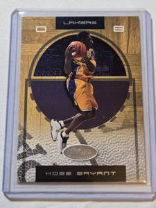 lot 129 image: Kobe Bryant 2001 Fleer Shoebox Collection Foil #27 - Los Angeles Lakers Basketball Card
