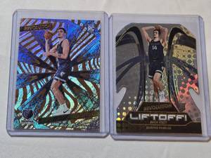 lot 156 image: Lot of 2 Zach Edey Rookie Basketball Cards
